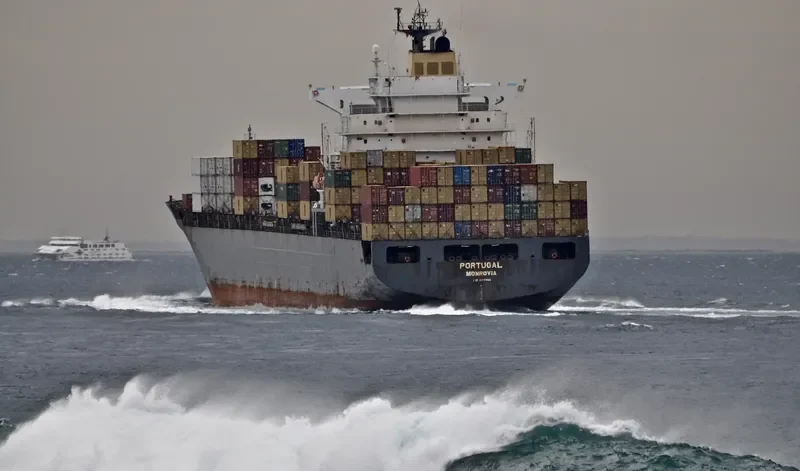 PORTUGAL Container Ship IMO 9147083 photo 8