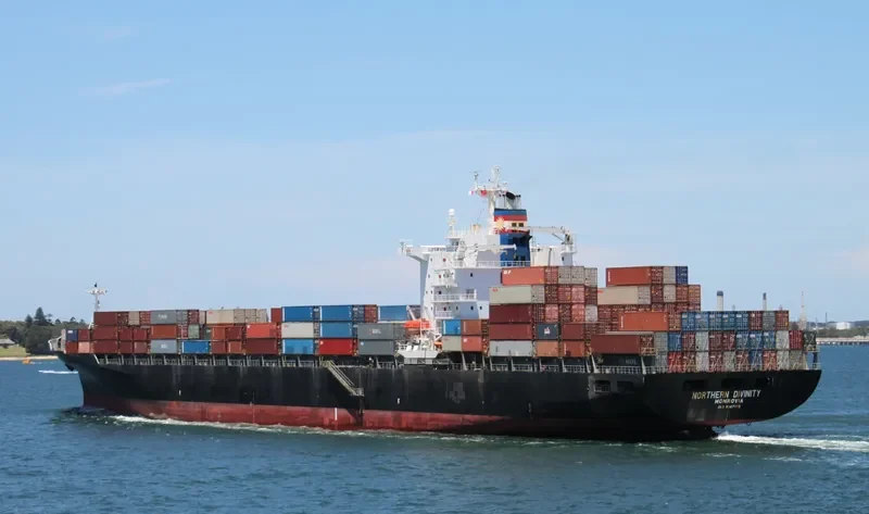 UNITY Container Ship IMO 9147100 photo 7