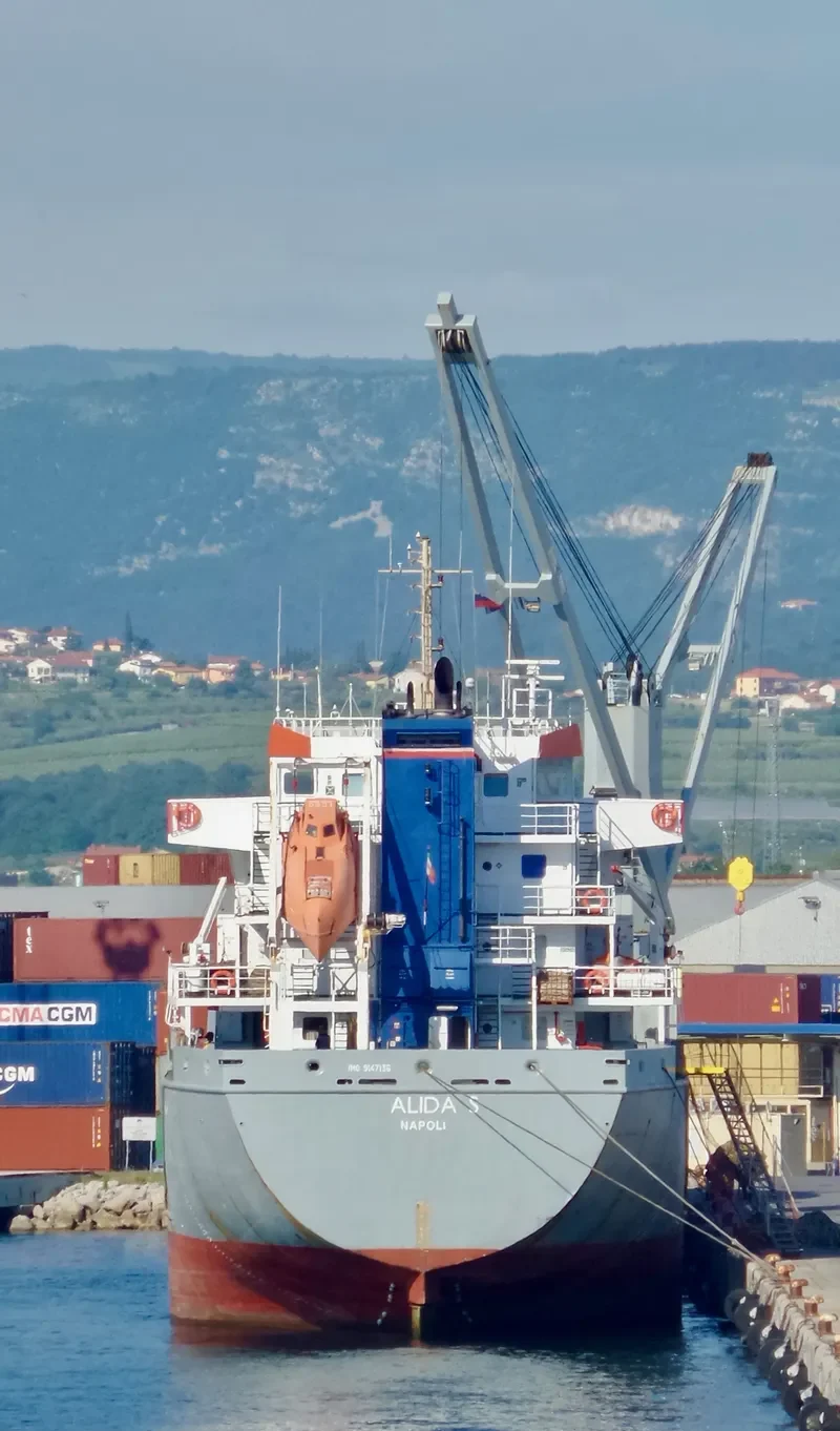 AASTIND General Cargo IMO 9147136 photo 4