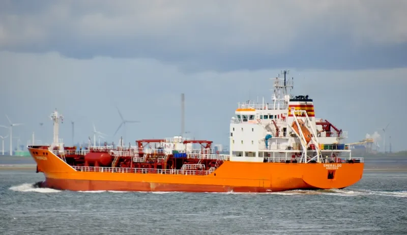 SMERALDO Tanker IMO 9148570 photo 8