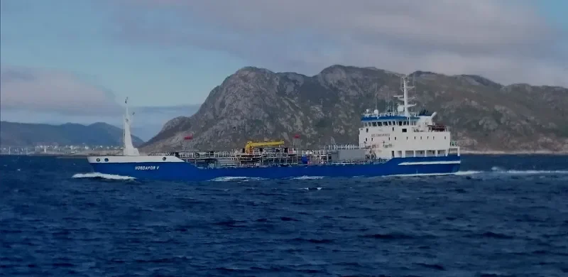 CRYSTALWATER Tanker IMO 9148843 photo 3