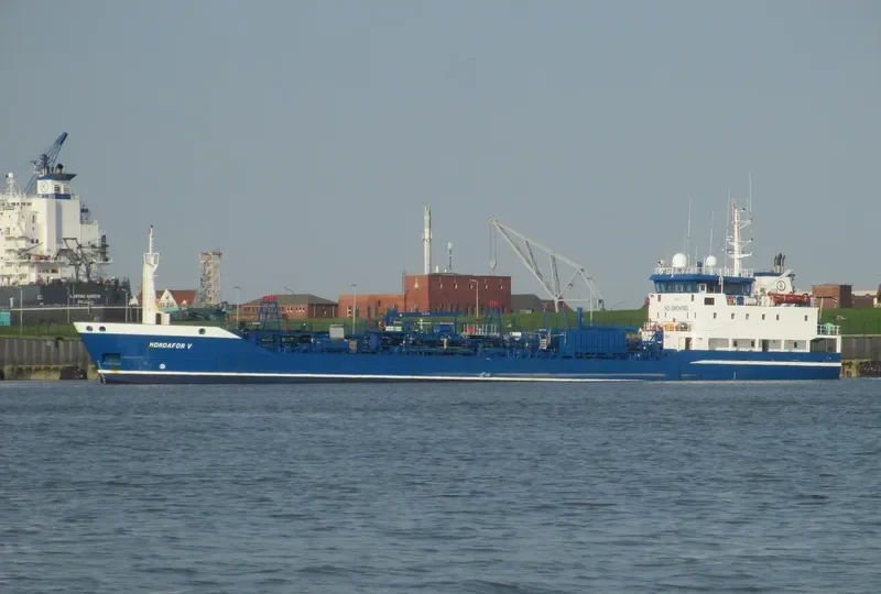 CRYSTALWATER Tanker IMO 9148843 photo 4
