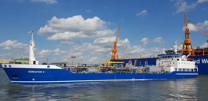 CRYSTALWATER Tanker IMO 9148843 photo 9