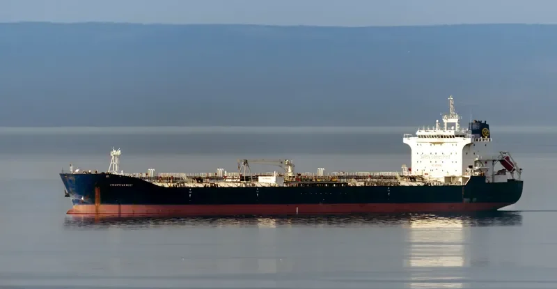 SPLENDOUR SAPPHIRE Tanker IMO 9149263 photo 3