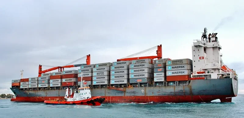 ELGI Container Ship IMO 9149304 photo 4