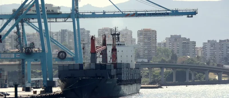 ELGI Container Ship IMO 9149304 photo 6