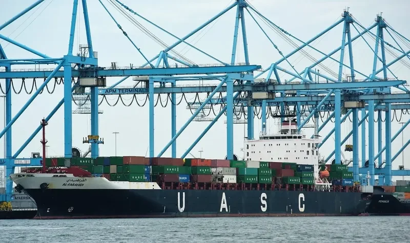 AL FARAHIDI Container Ship IMO 9149756 photo 4