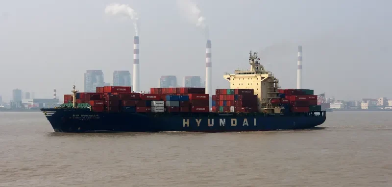 VLADIVOSTOK Container Ship IMO 9149823 photo 2