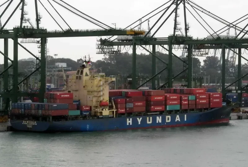 VLADIVOSTOK Container Ship IMO 9149823 photo 9