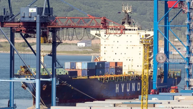 FUTURE Container Ship IMO 9149847 photo 7