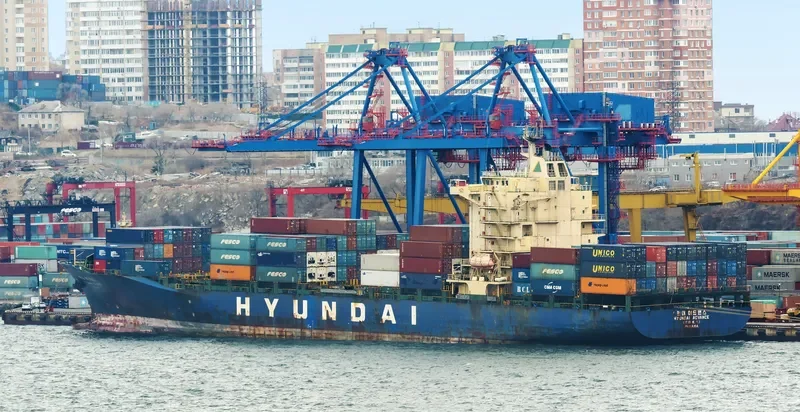 ADVANCE Container Ship IMO 9149859 photo 2