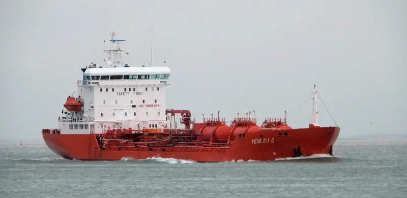VENEZIA D Tanker IMO 9150327 photo 7