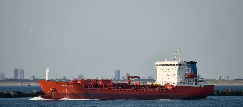 VENEZIA D Tanker IMO 9150327 photo 8
