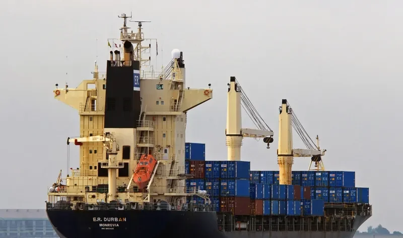 SMILEY LADY Container Ship IMO 9150406 photo 7