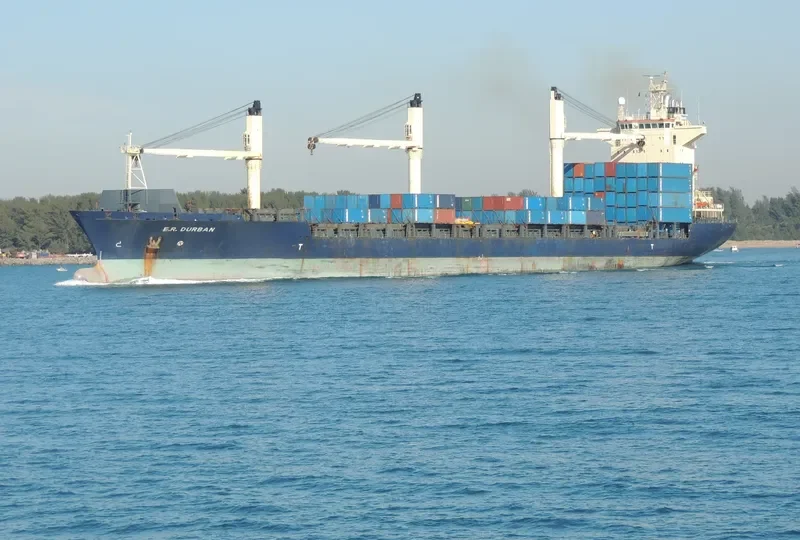 SMILEY LADY Container Ship IMO 9150406 photo 9