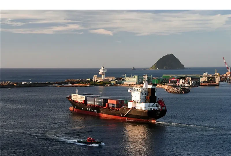 TVL XIAMEN Container Ship IMO 9150858 photo 2