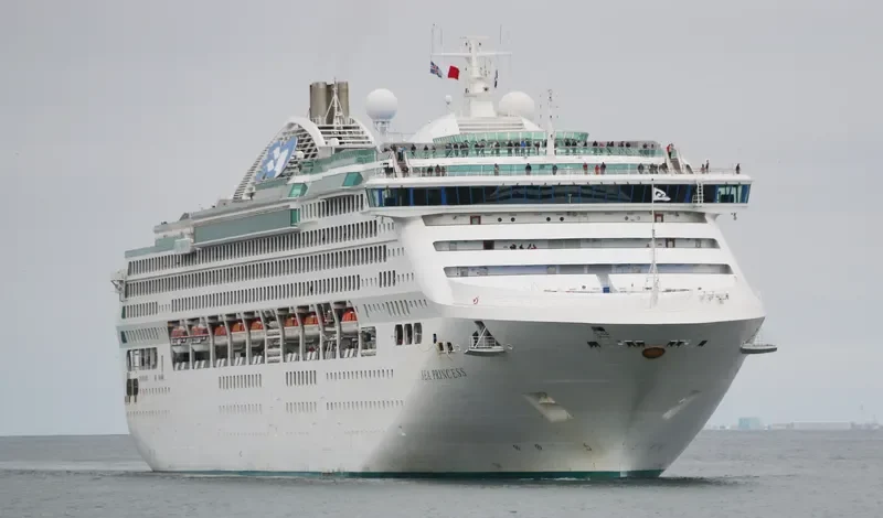 CHARMING Passenger Ship IMO 9150913 photo 7