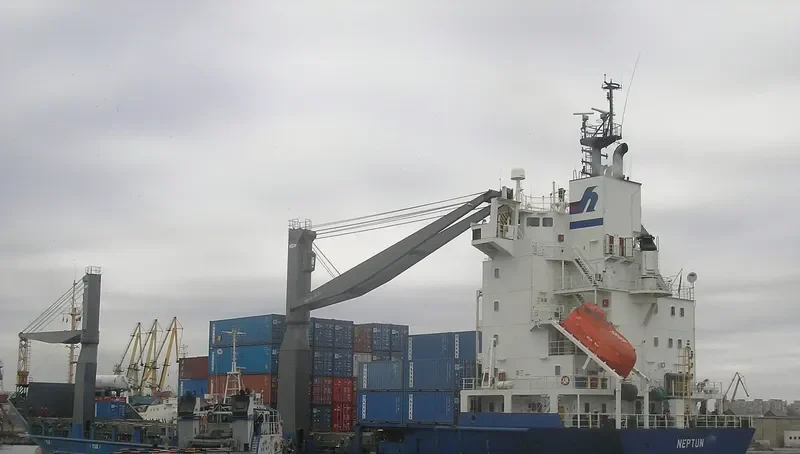 CTP HONOUR General Cargo IMO 9150925 photo 9