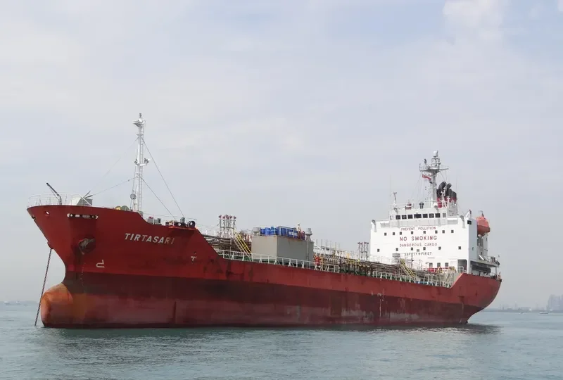 TIRTASARI Tanker IMO 9151125 photo 3