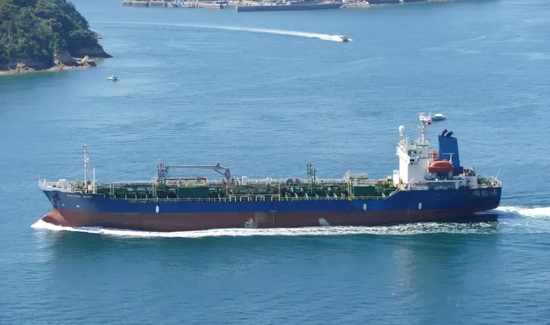 GOLDEN NORI Tanker IMO 9151137 photo 2