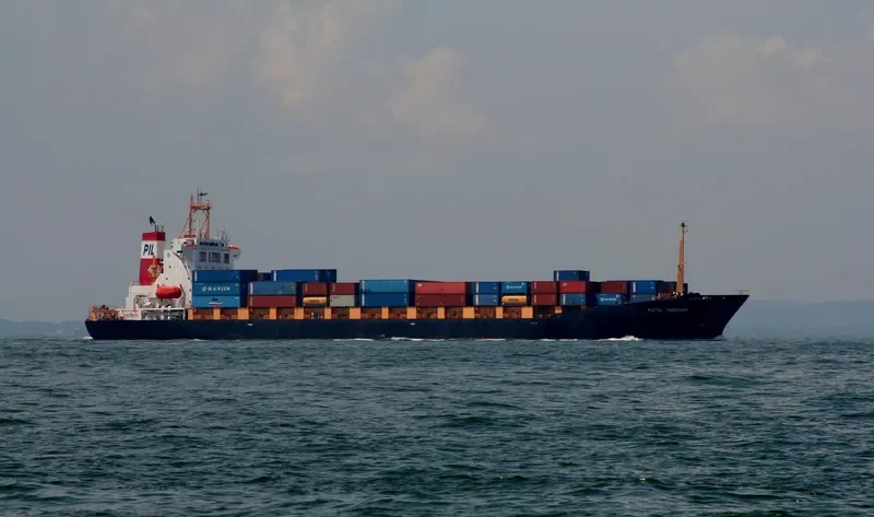 KOTA HADIAH Container Ship IMO 9151307 photo 5
