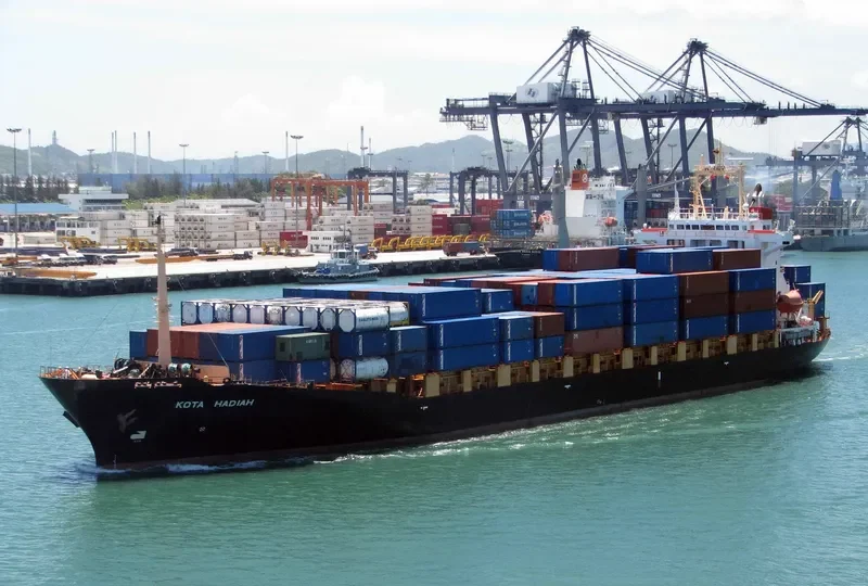 KOTA HADIAH Container Ship IMO 9151307 photo 10