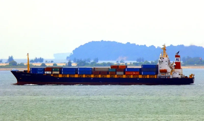 KOTA HARMUNI Container Ship IMO 9151319 photo 2