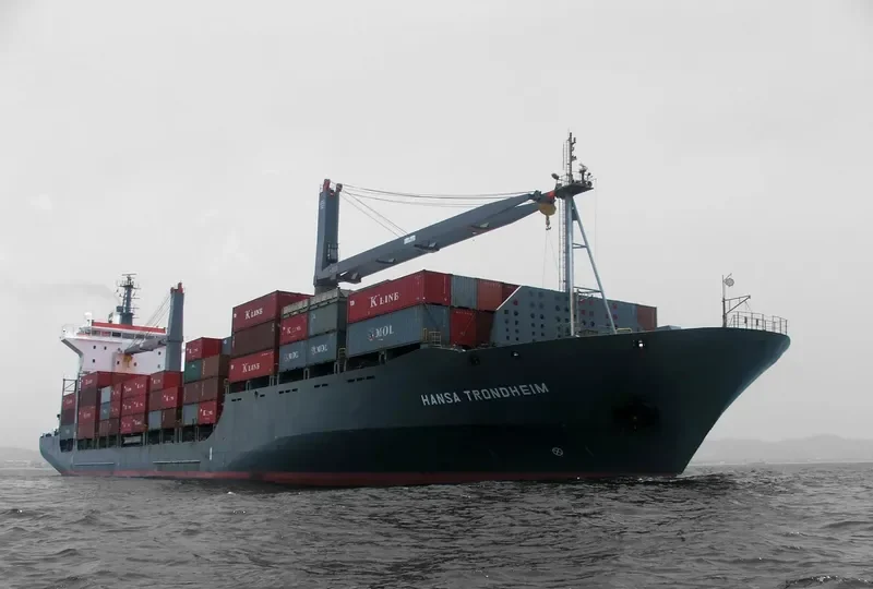 KING Container Ship IMO 9151852 photo 2