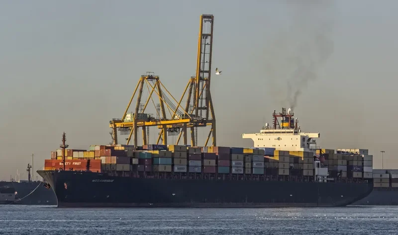 MOZAMBIQUE Container Ship IMO 9152296 photo 10