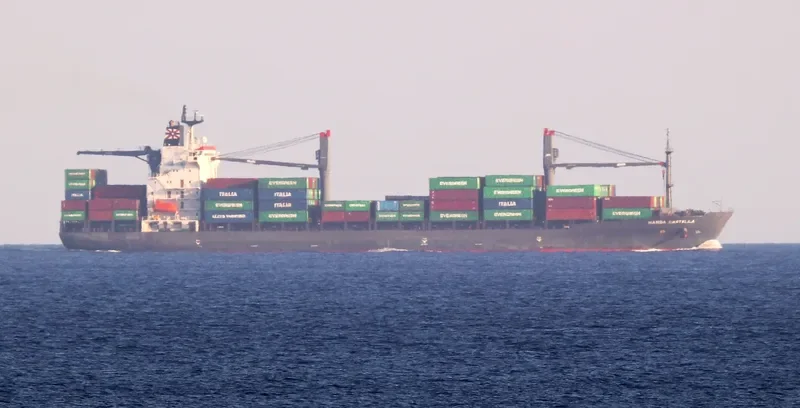 HANSA CASTELLA Container Ship IMO 9152595 photo 9