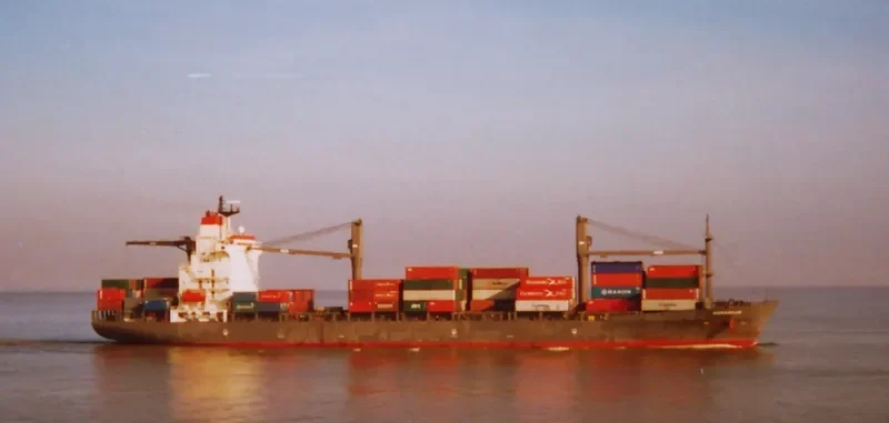 HANSA CASTELLA Container Ship IMO 9152595 photo 10