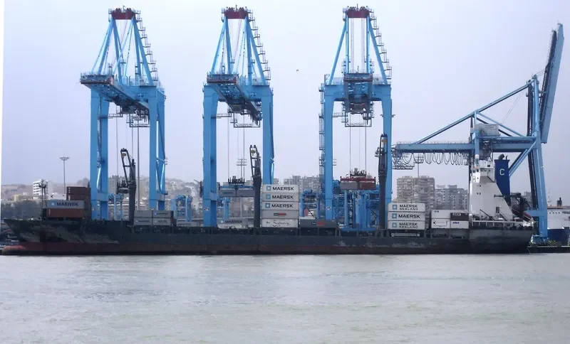 BELITAKI Container Ship IMO 9152923 photo 7