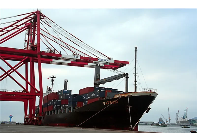 EASLINE YANTAI Container Ship IMO 9153068 photo 5