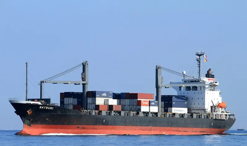 EASLINE YANTAI Container Ship IMO 9153068 photo 9