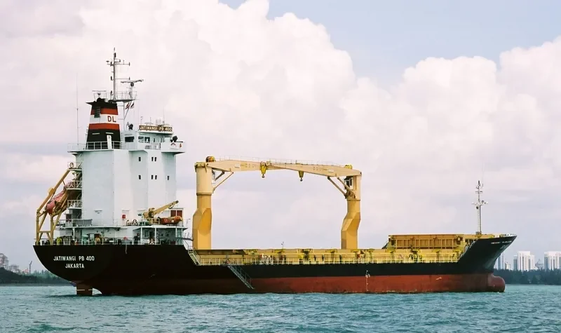 JATIWANGI PB 400 Container Ship IMO 9153460 photo 2
