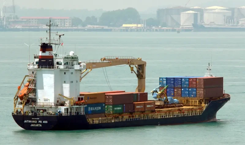 JATIWANGI PB 400 Container Ship IMO 9153460 photo 3