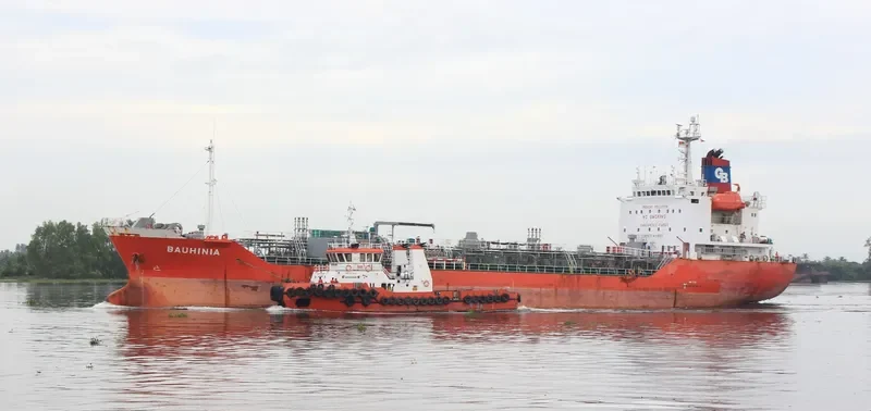 BAUHINIA Tanker IMO 9153575 photo 6