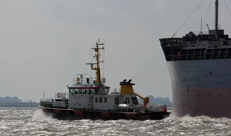 WESERLOTSE General Cargo IMO 9154804 photo 2