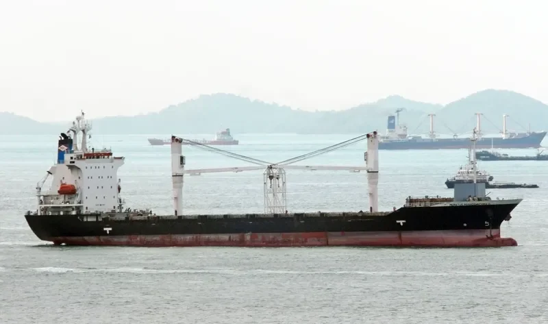MERATUS MANADO Container Ship IMO 9154830 photo 3