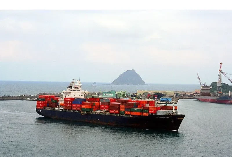 ZHONG WAI YUN XIN GANG Container Ship IMO 9155092 photo 7