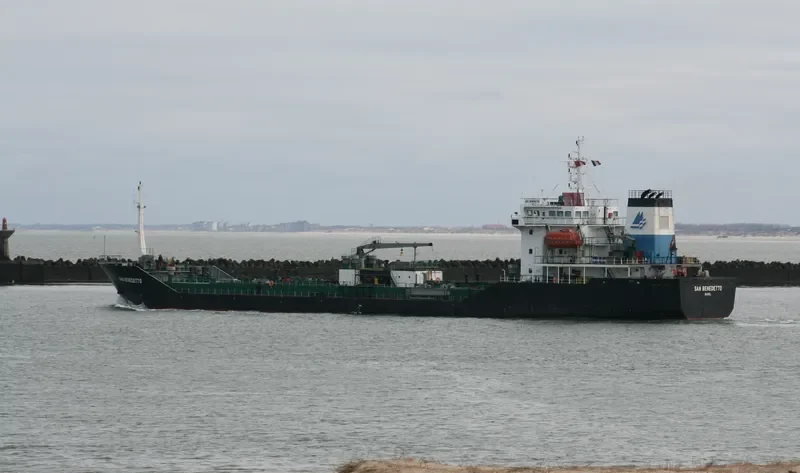 HERCULES Tanker IMO 9155248 photo 5