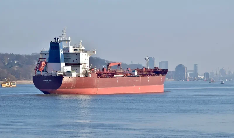 CHAMPION TERN Tanker IMO 9155767 photo 9