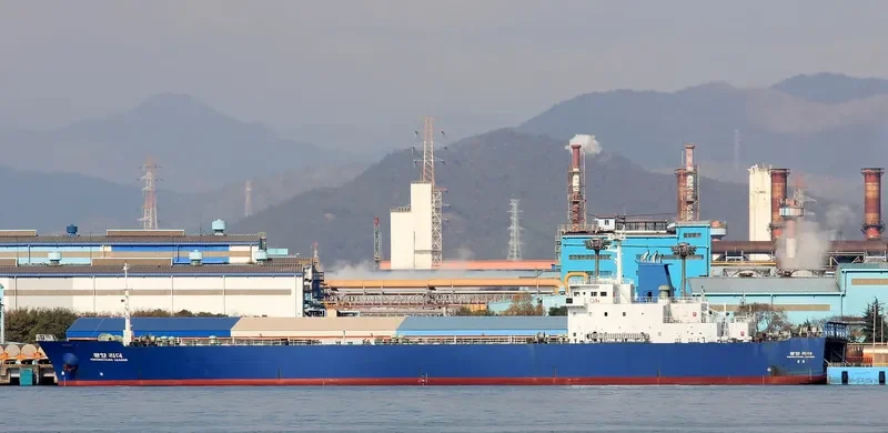 KWANGYANG LEADER Ro-Ro IMO 9155810 photo 2
