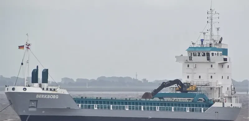 BERKBORG Container Ship IMO 9155872 photo 3