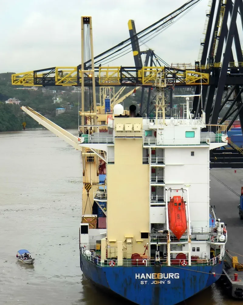 HANEBURG Container Ship IMO 9156400 photo 8