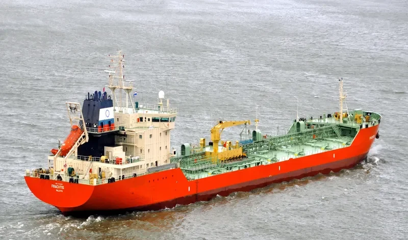 OLIVIA Tanker IMO 9156486 photo 2