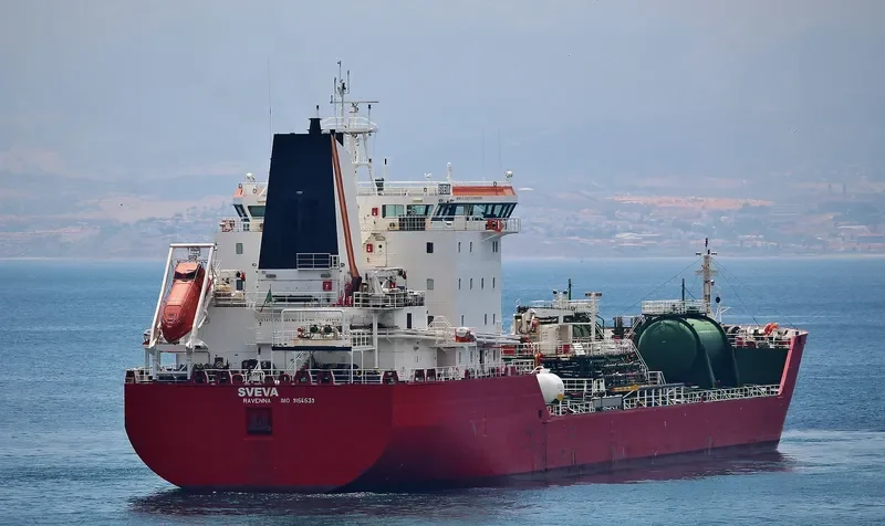 SVEVA Tanker IMO 9156539 photo 9