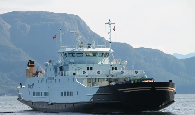 IVAR AASEN Ro-Ro IMO 9156943 photo 7