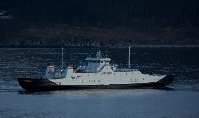 IVAR AASEN Ro-Ro IMO 9156943 photo 8