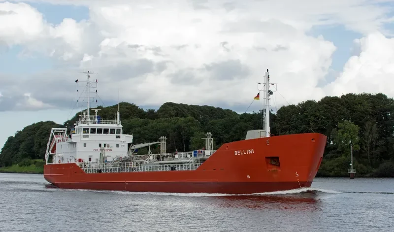 SOLSTRAUM Tanker IMO 9157014 photo 9